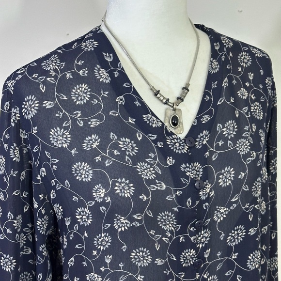 Rena Rowan for Seville sz 12p blouse, top in a sheer navy fabric - Picture 2 of 13
